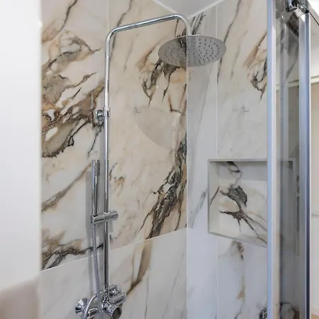 Bartolini Modern 2 Bedrooms By Halldis Lejlighed Milano
