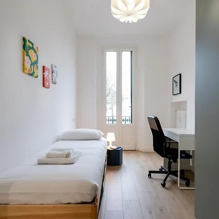 Bartolini Modern 2 Bedrooms By Halldis